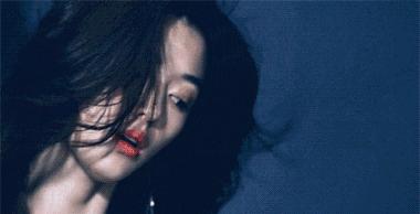 刚洗完吹干的头发很毛躁怎么办,洗头吹干头发为啥头发会干枯