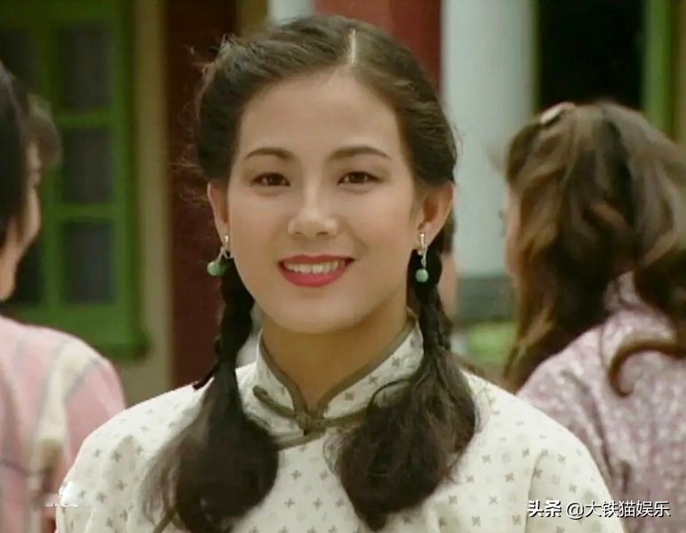 老版天龙八部段正淳情人们,03版的天龙八部段正淳是谁演的