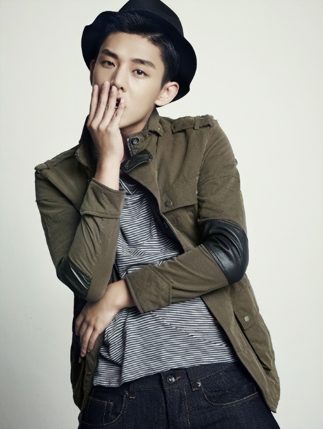 刘亚仁吸毒颁奖视频,刘亚仁分别是靠什么获得影帝视帝