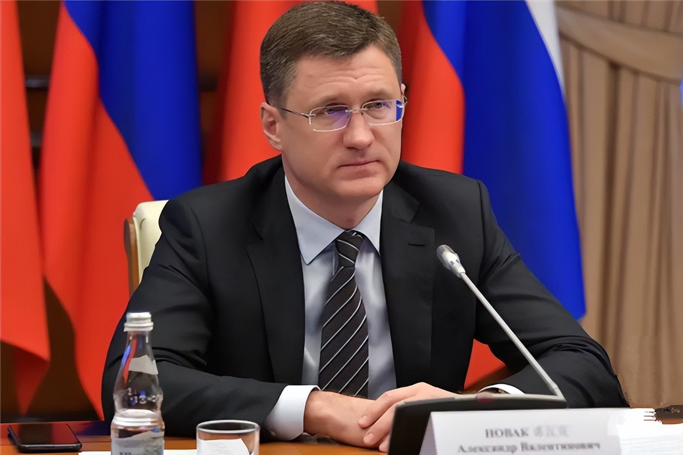 60美元！西方对俄油设“天花板价”后，不光俄罗斯，乌克兰也不满