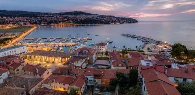 从南斯拉夫独立出来的国家,南斯拉夫主权独立的国家