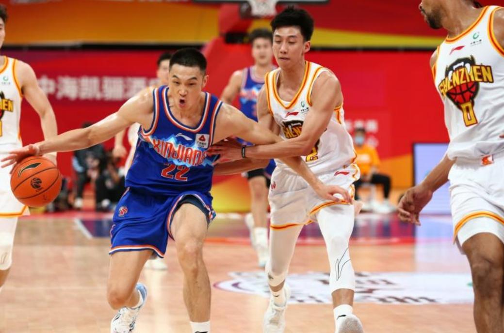 广东男篮将对战新疆男篮胡明轩,胡明轩加入新疆男篮