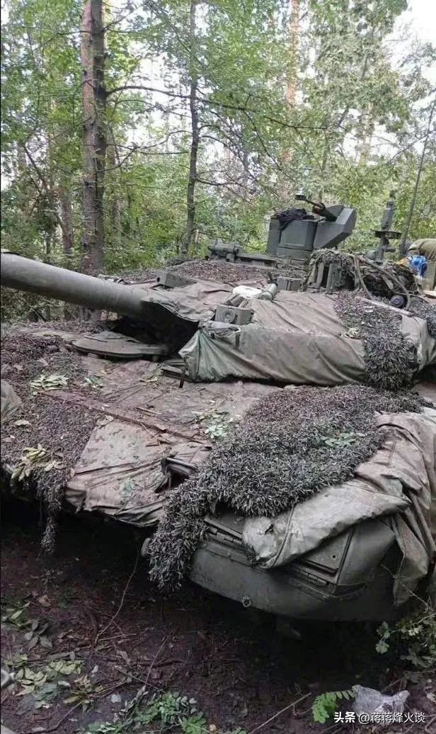 俄罗斯扔下了多少物资,俄t90m坦克被缴获