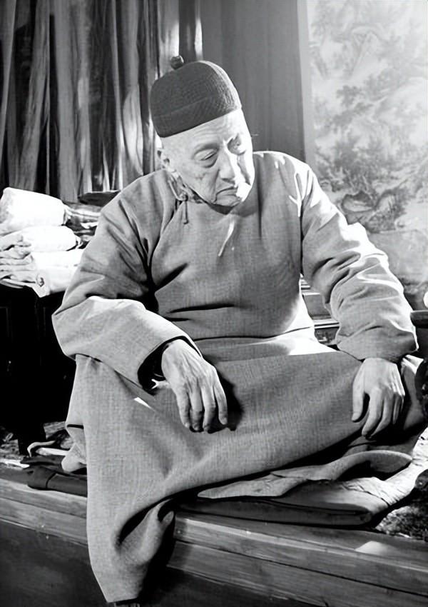 禁忌曝光!宫廷内幕揭秘,惊艳宫女的秘密!