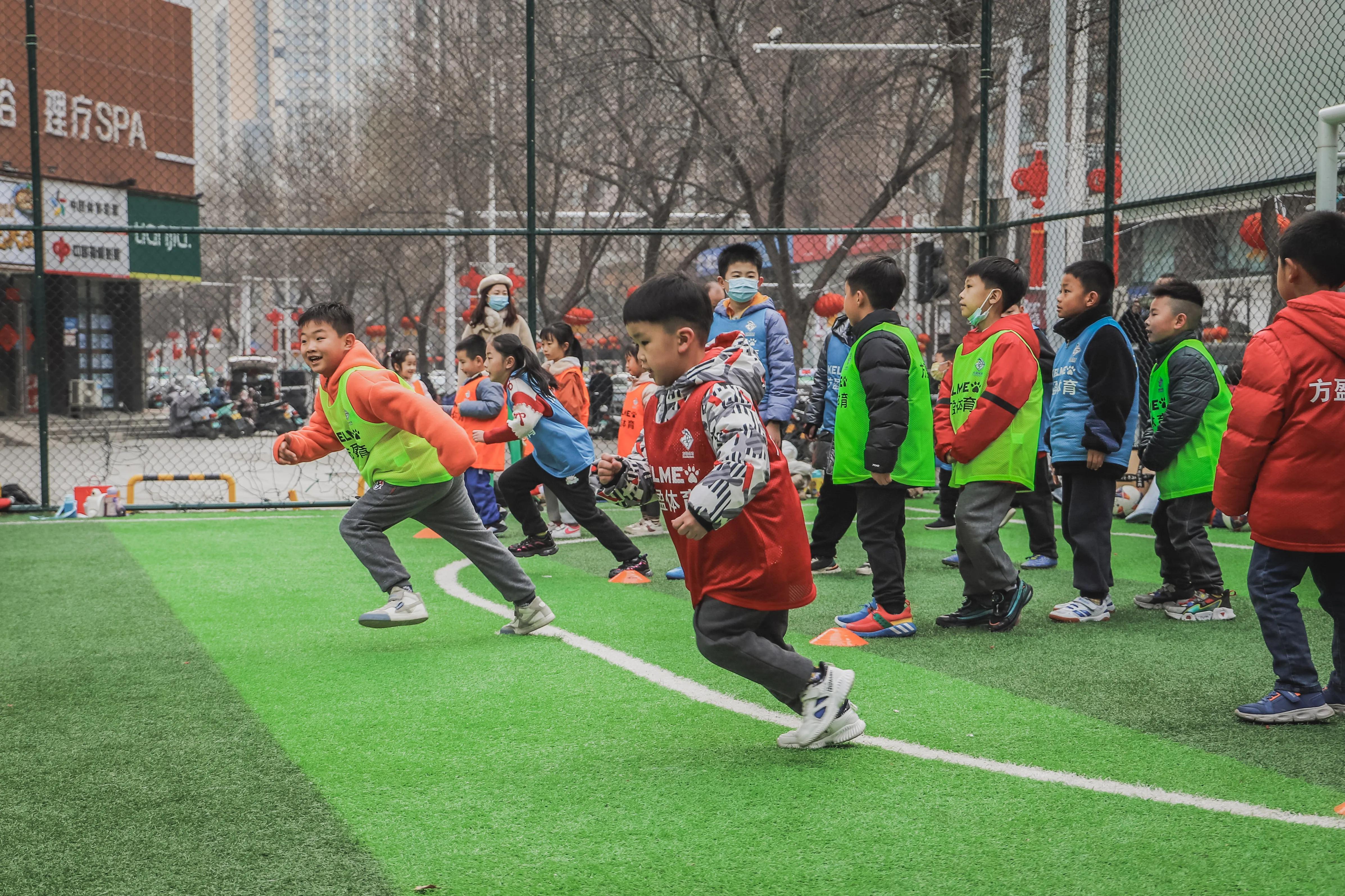 抗击疫情足球接力,2020共抗疫情大型公益活动