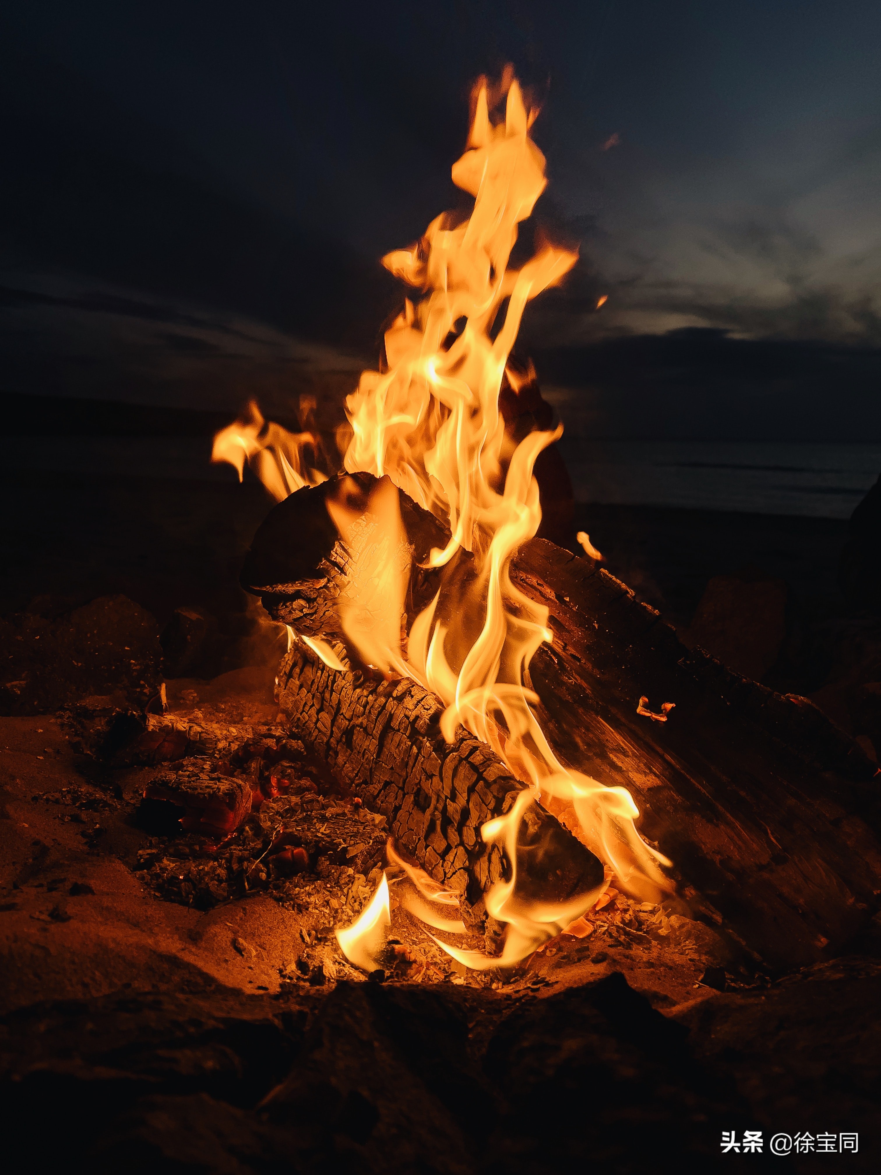 商铺合同纠纷对方断水断电违法吗,民法典商铺租赁合同纠纷诉讼时效