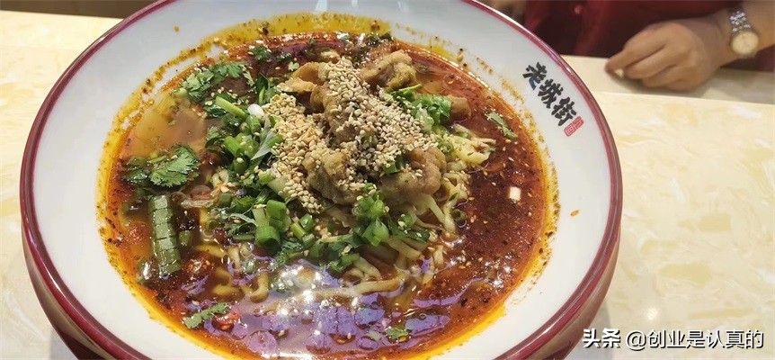 重庆小面一年收入有多少,重庆小面怎么赚钱