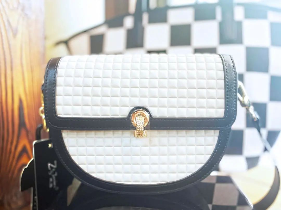 包包推荐小众高级感百搭款,市场挑战穿搭