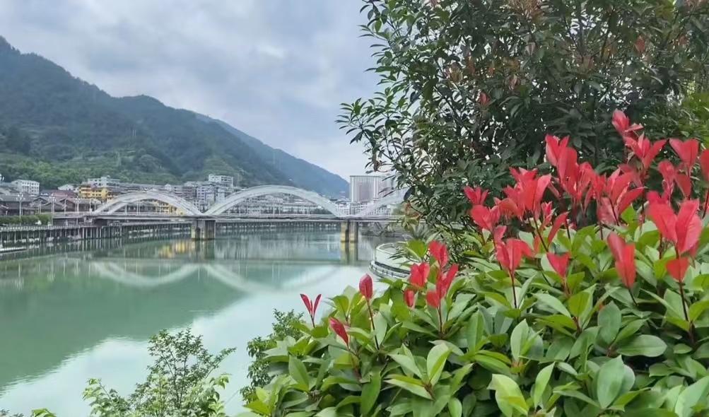 贵州剑河温泉城风景区,贵州黔东南旅游剑河温泉