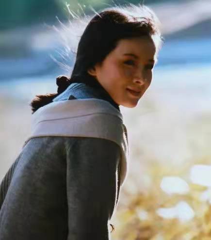 谢兰与师小红照片,谢兰演小红