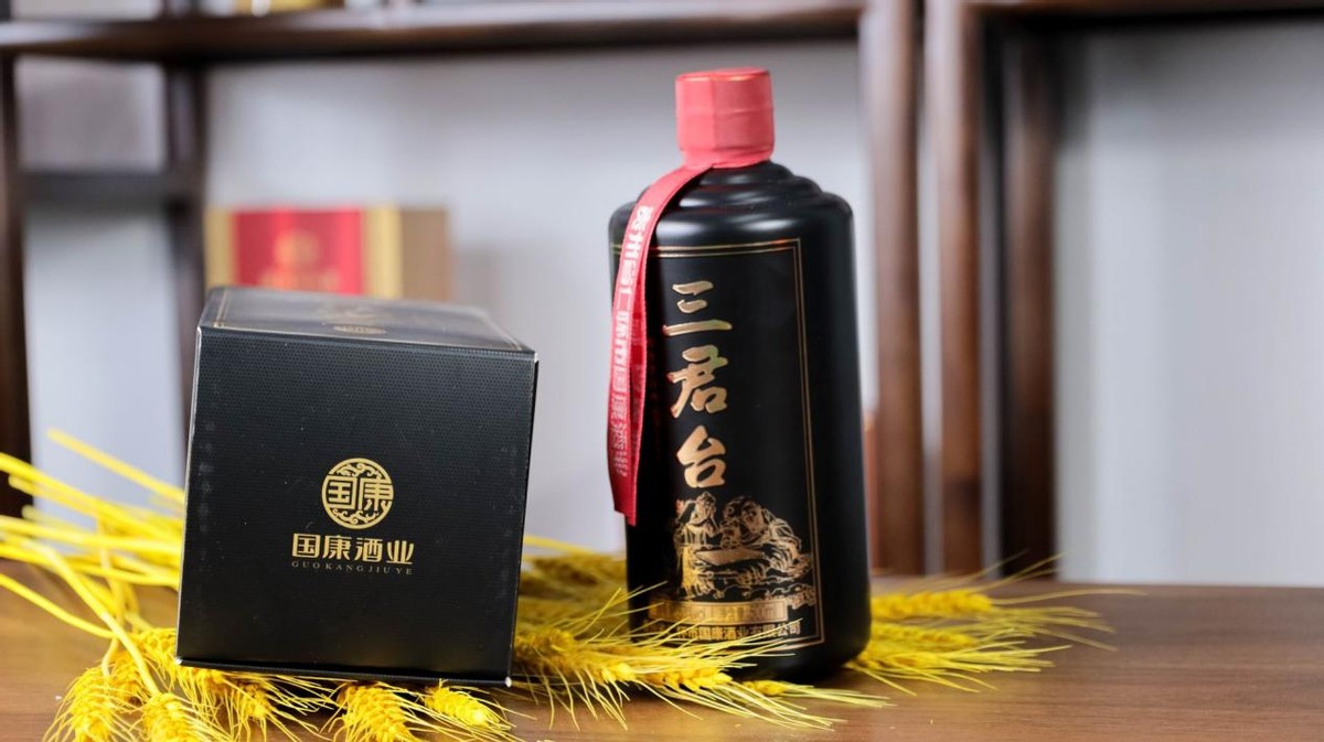 曾被嗤之以鼻的白酒现在怎么样了？这4款酒，打破质疑，成功出圈