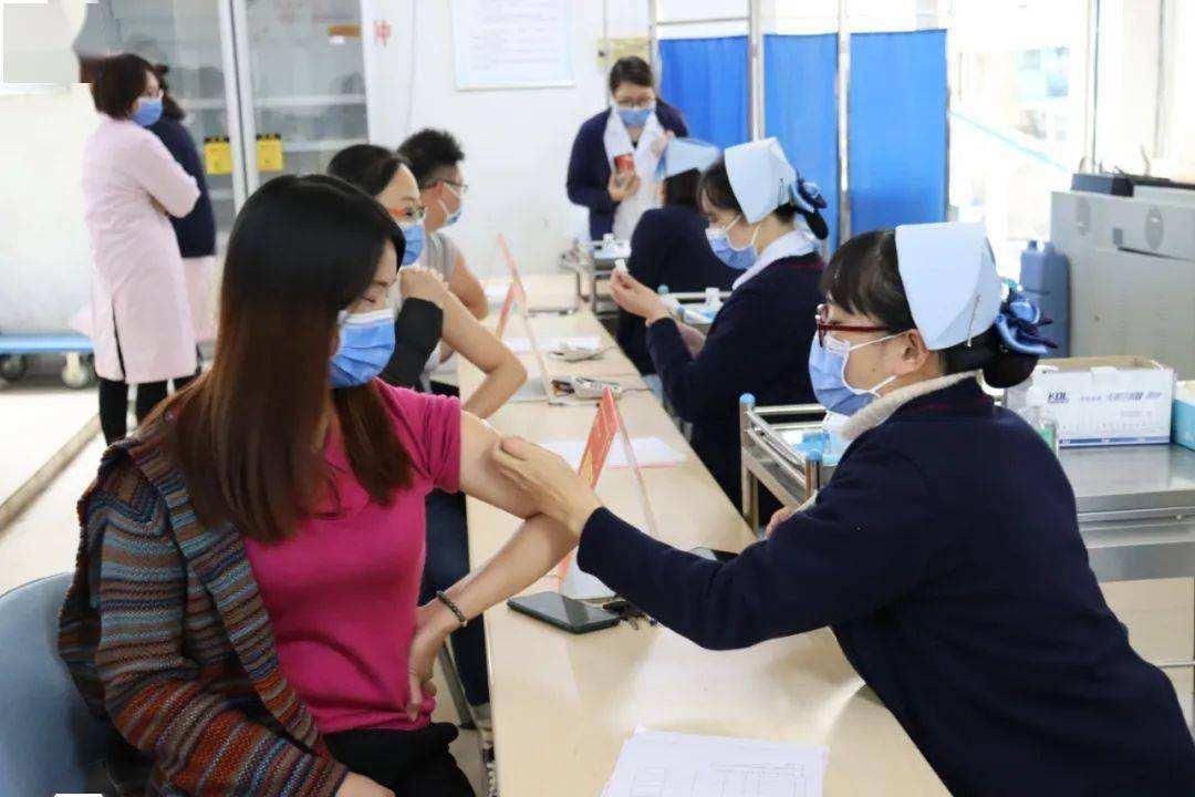 北京生物和科兴新冠疫苗注射图片,新冠疫苗北京科兴疫苗是啥