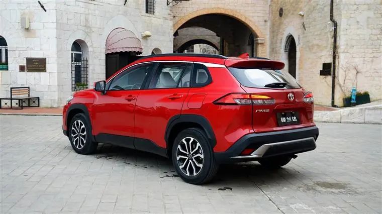 一分钟带你了解丰田锋兰达,试驾丰田全新锋兰达