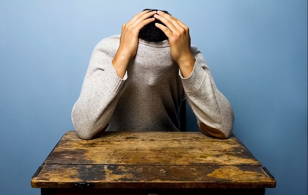 长期看小说的人都是什么心理,长期看小说心理会扭曲吗