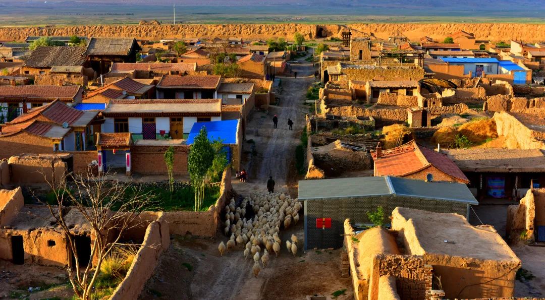 云游甘肃不出门看遍陇原美丽乡村,跟着国家地理去长城脚下寻古城