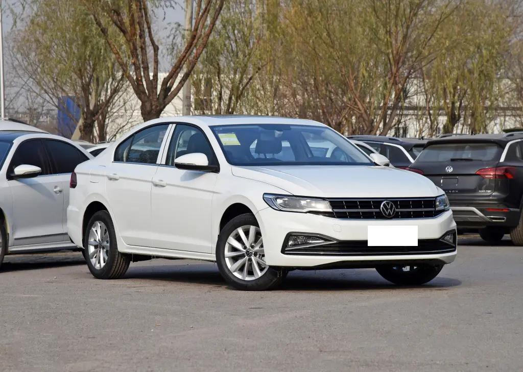 8寸中控屏多功能方向盘,真皮多功能方向盘