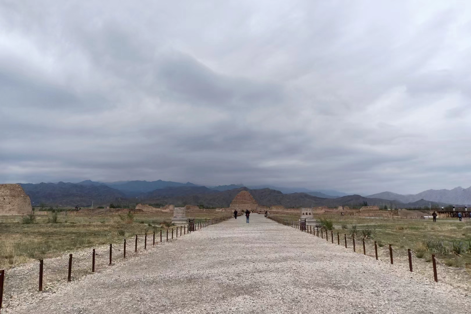 身在地狱心在星辰大海,身处地狱心在天堂