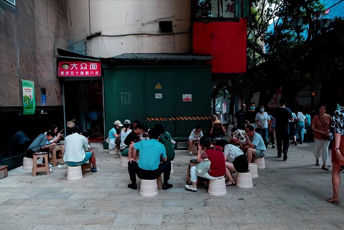 重庆旅游打卡食物,重庆旅游必去小吃街攻略