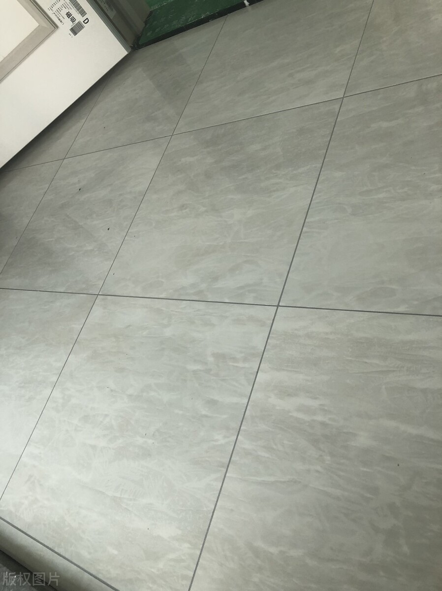 怎么区别美缝剂和环氧彩砂美缝,美缝是环氧彩砂好还是美缝剂好看