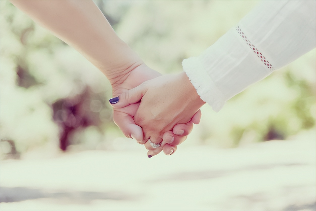 夫妻生活结束后，男性用纸擦一下就行?男人事后要注意的4件事