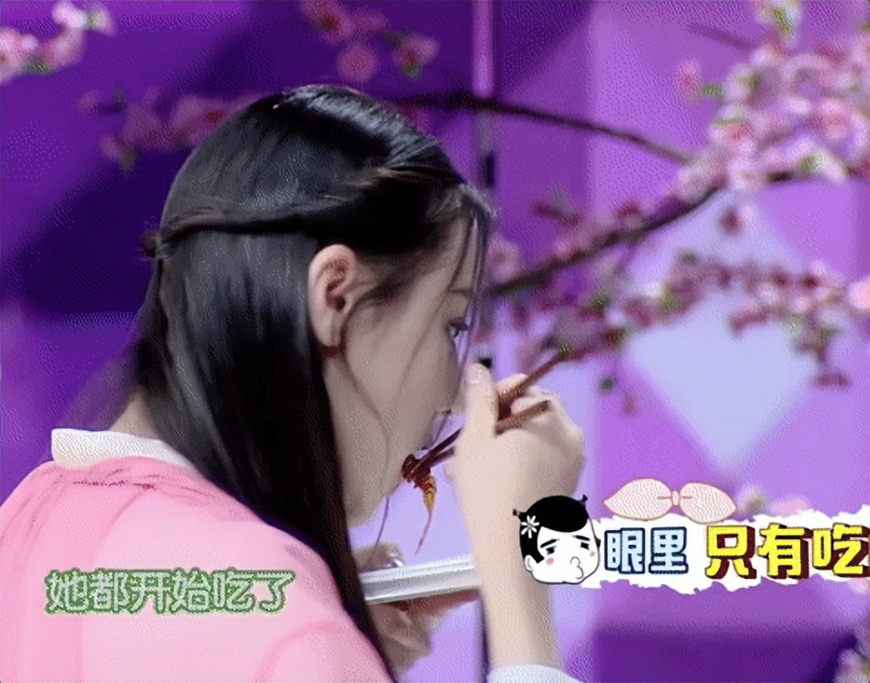 顶流迪丽热巴:被杨幂8亿捧红,工作四年无休,夺金鹰视后被嘲