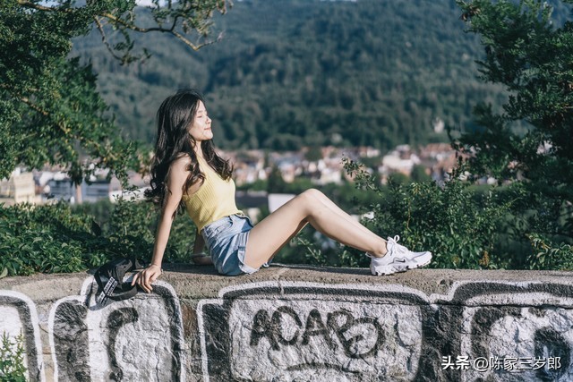 不给彩礼不让领证女生打掉孩子,结婚不要求房车不要彩礼