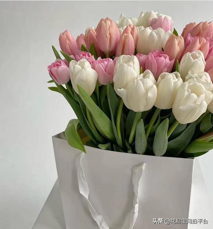 母亲节送给妈妈的礼物怎么做手工,母亲节送给妈妈什么礼物手工花束