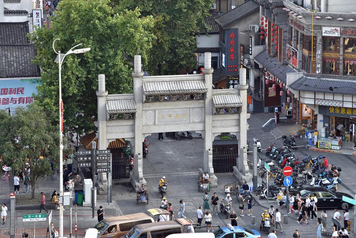 长沙旅游必去的景点有哪些,长沙有什么值得推荐的旅游景点