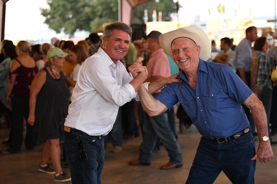 美议员窜访台岛，麦考尔：考虑第三方军售！马英九：坚持九二共识