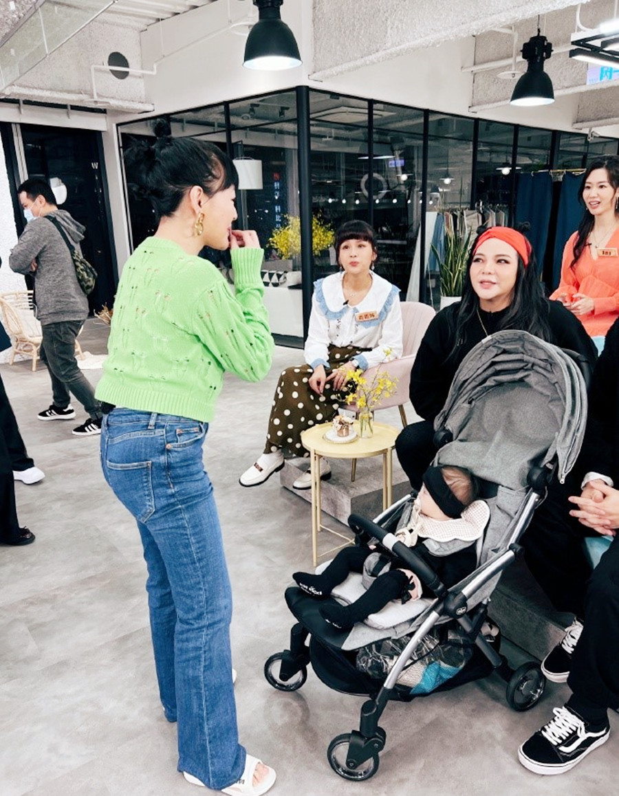 小s年轻的时候和现在对比,小s颜值巅峰到底多强