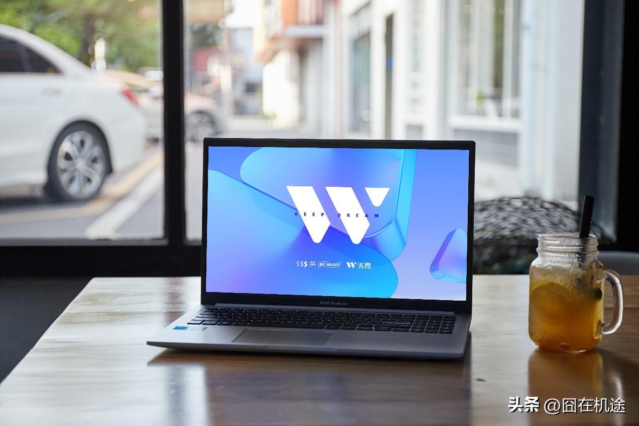2022华硕无畏15酷睿版是高色域吗,华硕无畏15propubg测评