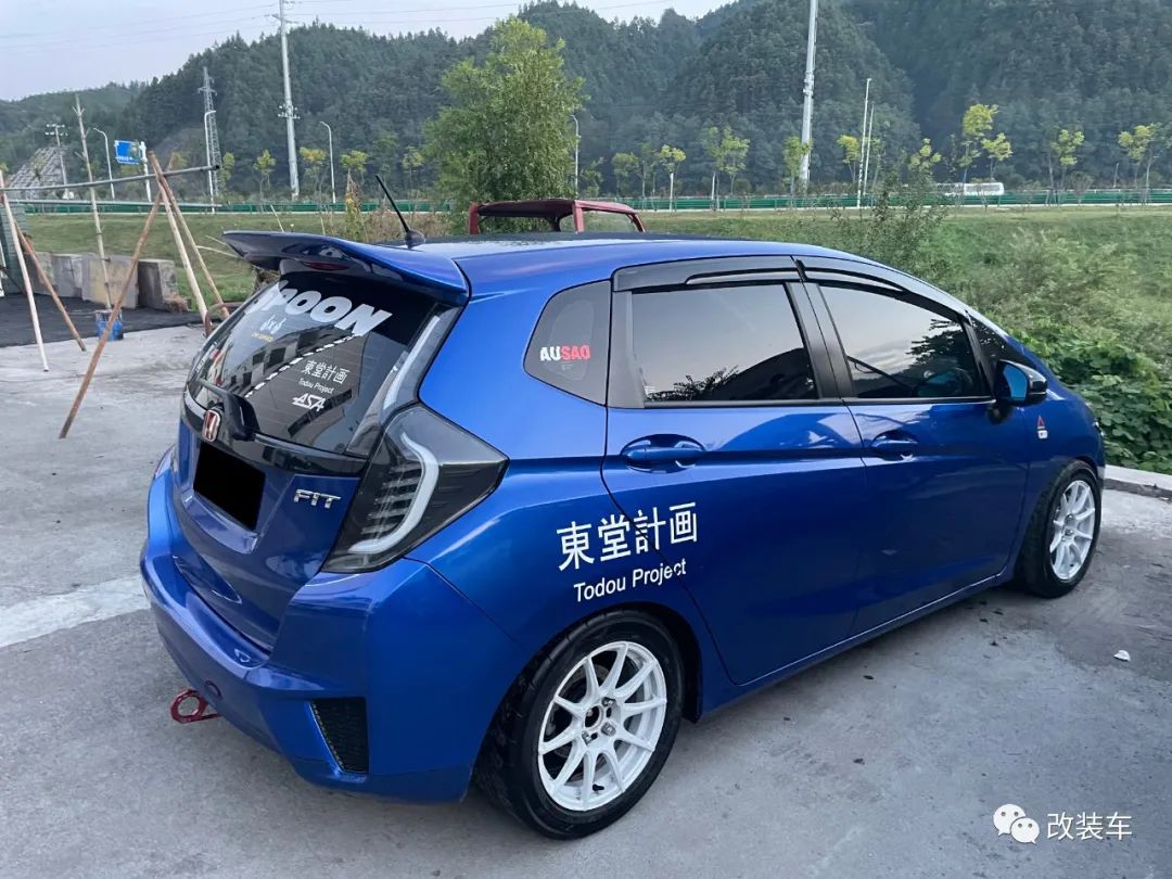 第四代全新飞度曾经的平民超跑gk5,18款本田飞度gk5舒适版改装