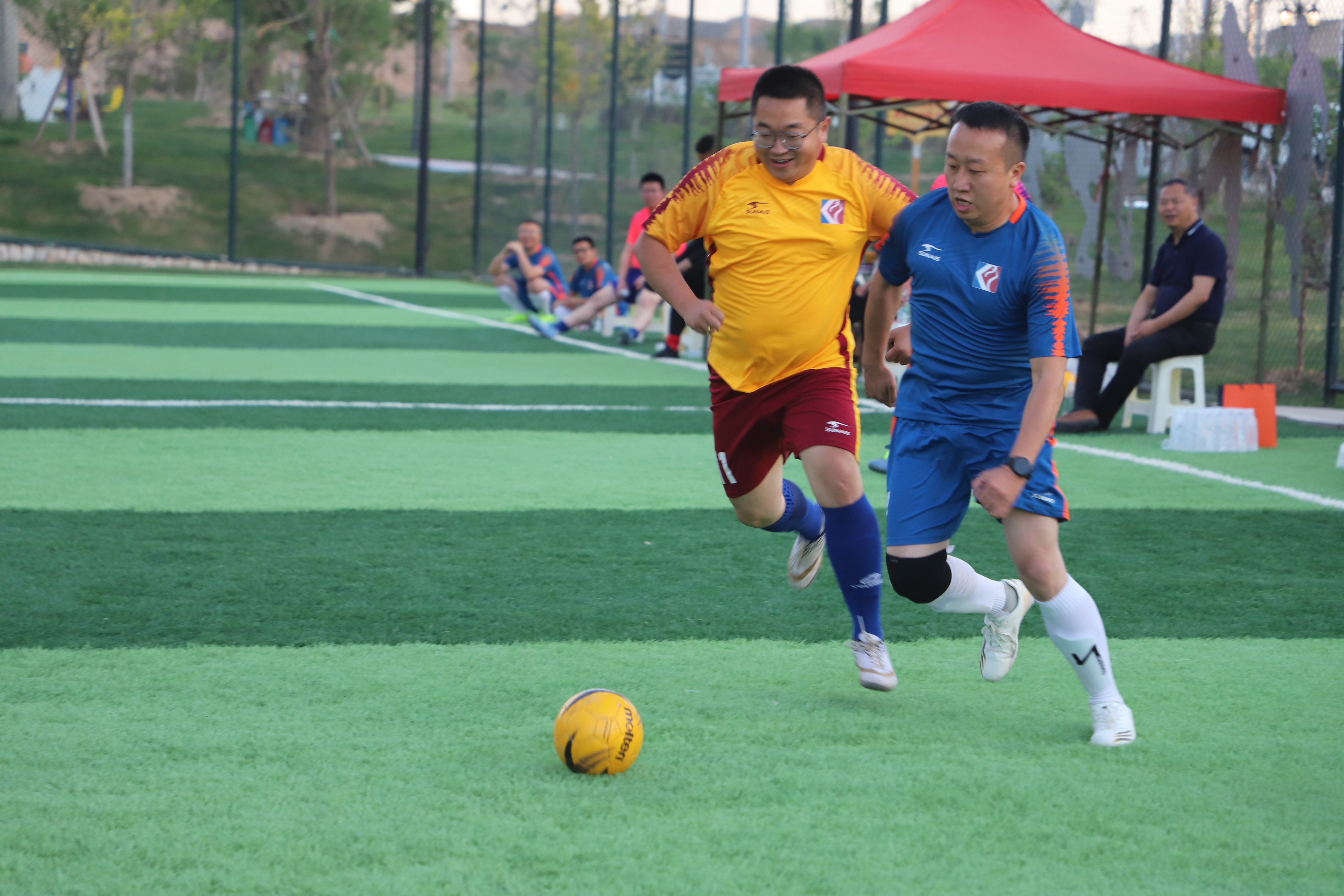 高潮迭起，科文旅集团足球比赛四强诞生