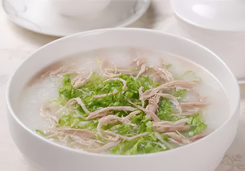 养狗须知狗狗不能吃什么,如何养宠物狗不吃饭