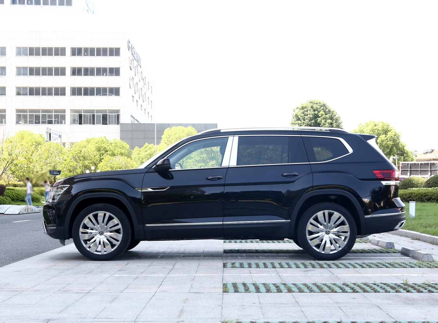 大众途昂530v6旗舰版2024款的顶配,24款大众途昂17万多是真的吗