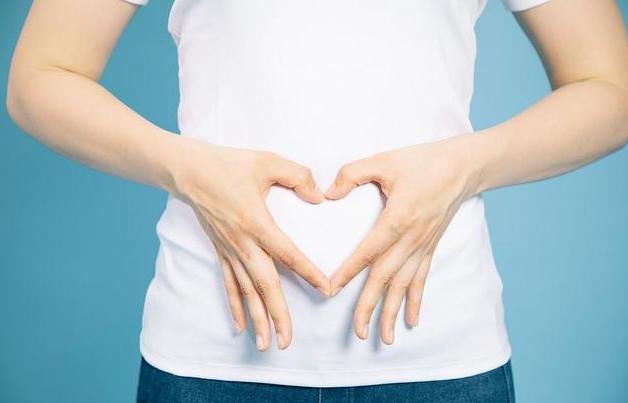 外阴总是很干怎么回事,阴道每天都有什么症状