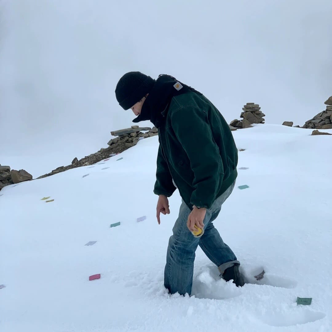 氛围感男生头像真人戴耳机,氛围感男生头像成熟稳重高清