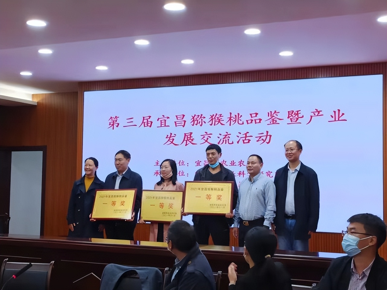 五峰：【乡村振兴】“猕”生情缘，家门口的致富经！