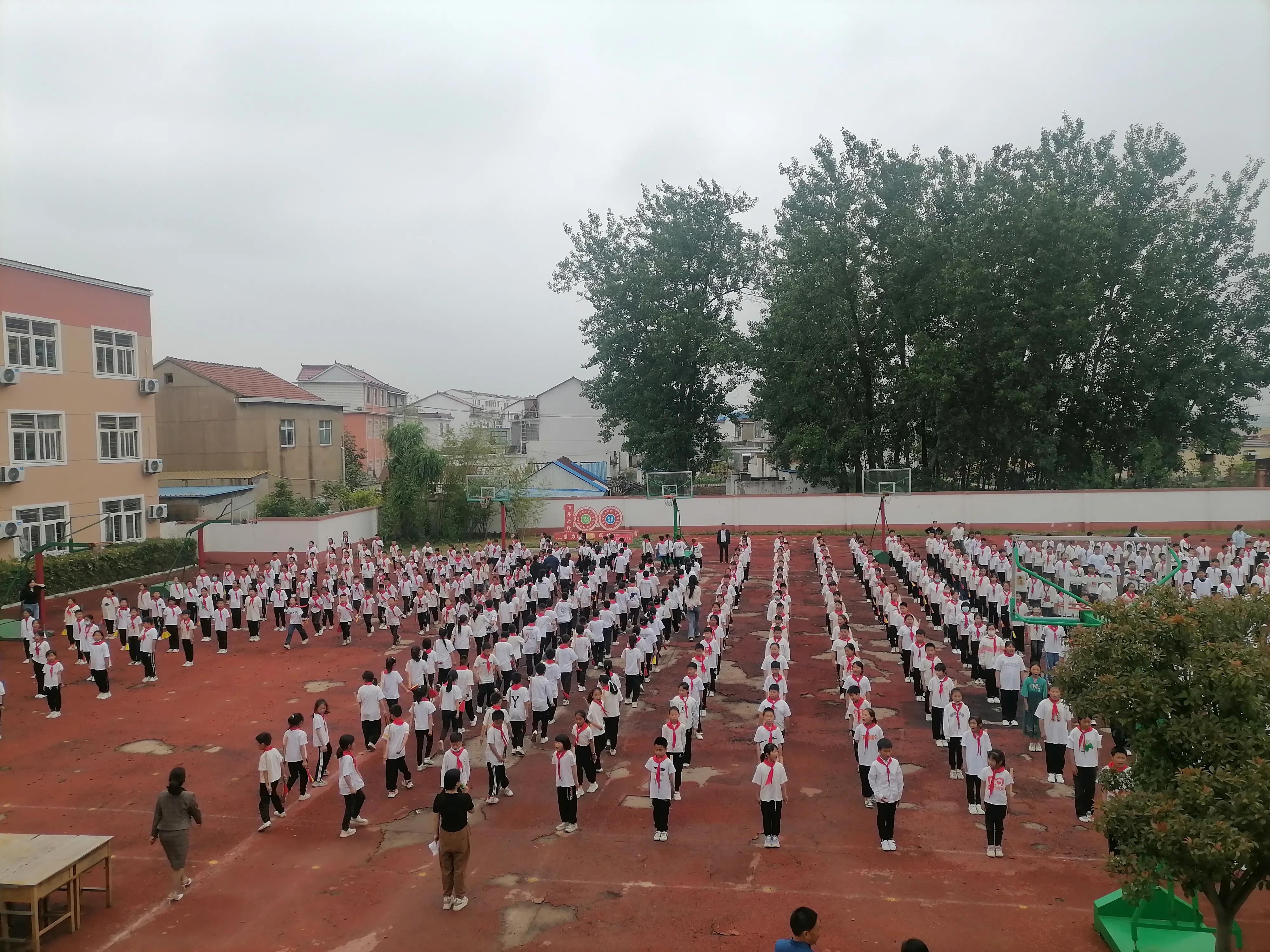 奔跑吧少年趣味大课间,奔跑吧少年小学生活动