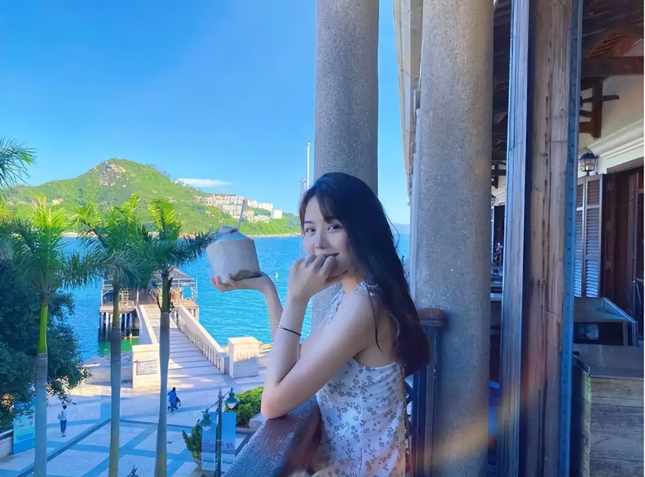 今年被内定的“神颜港姐冠军”，火辣到网友集体破防：港娱有救了