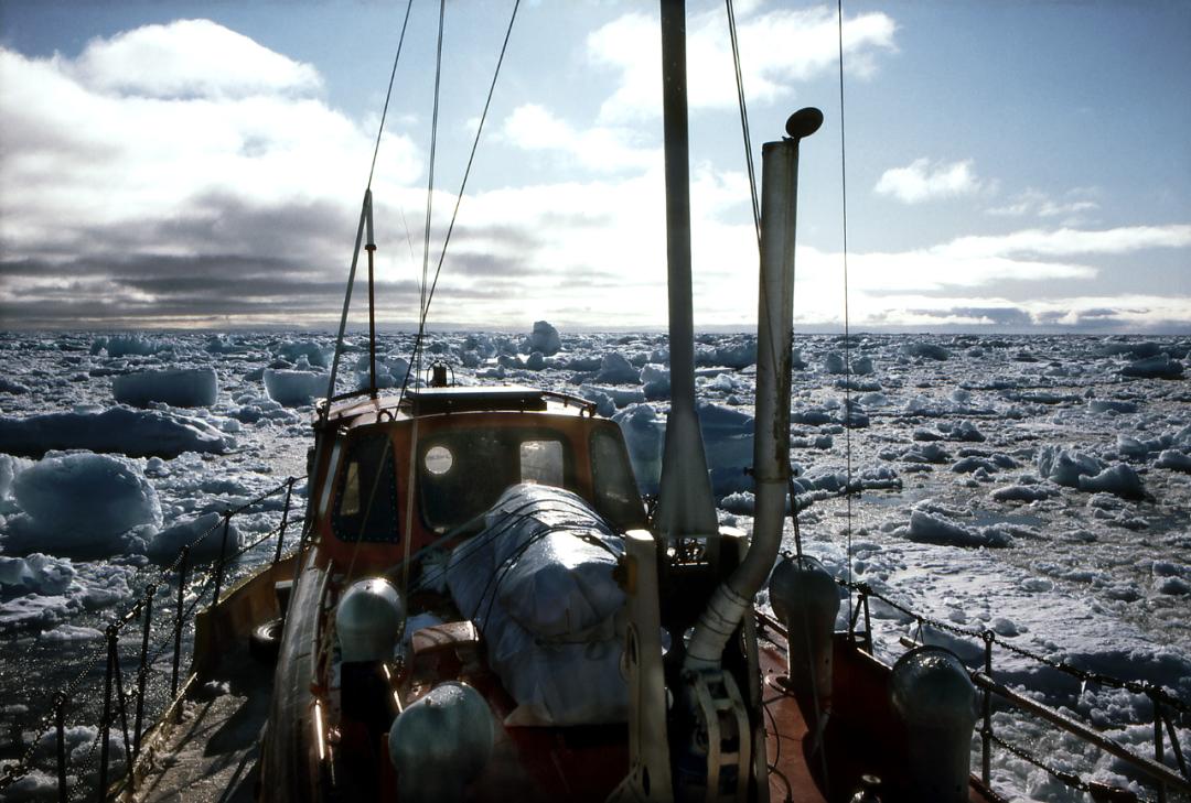 为了征服这片冰海，400年来上百人有去无回