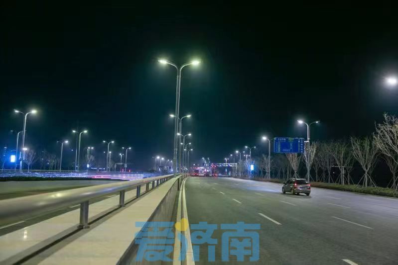 济南智慧路灯杆,智慧灯杆好做么