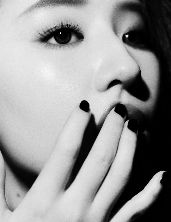 刘亦菲lv最新造型,刘亦菲vogue穿搭