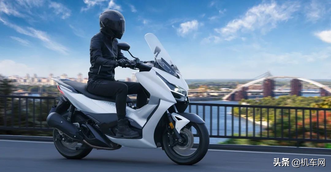 踏板300cc摩托车怎么选,350cc踏板怎么选