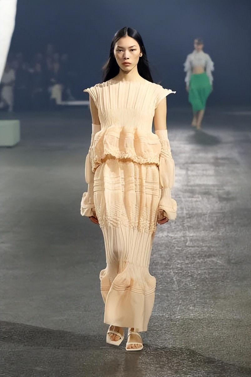 ISSEYMIYAKE2023春夏系列AFormThatBreathes