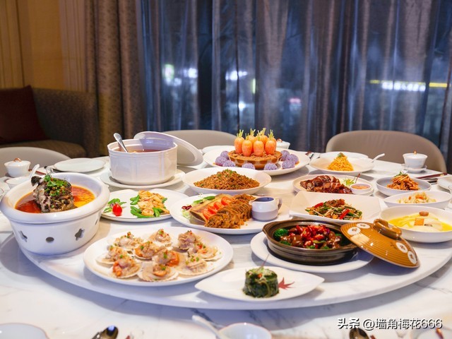 带3万元去伺候儿媳坐月子，听到儿媳和亲家母的对话，我怒了