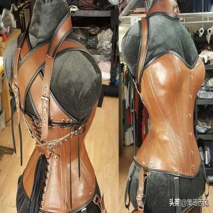 高清老照片：旗人格格大腿岔开豪放洗衣，地主三妻四妾不输女明星