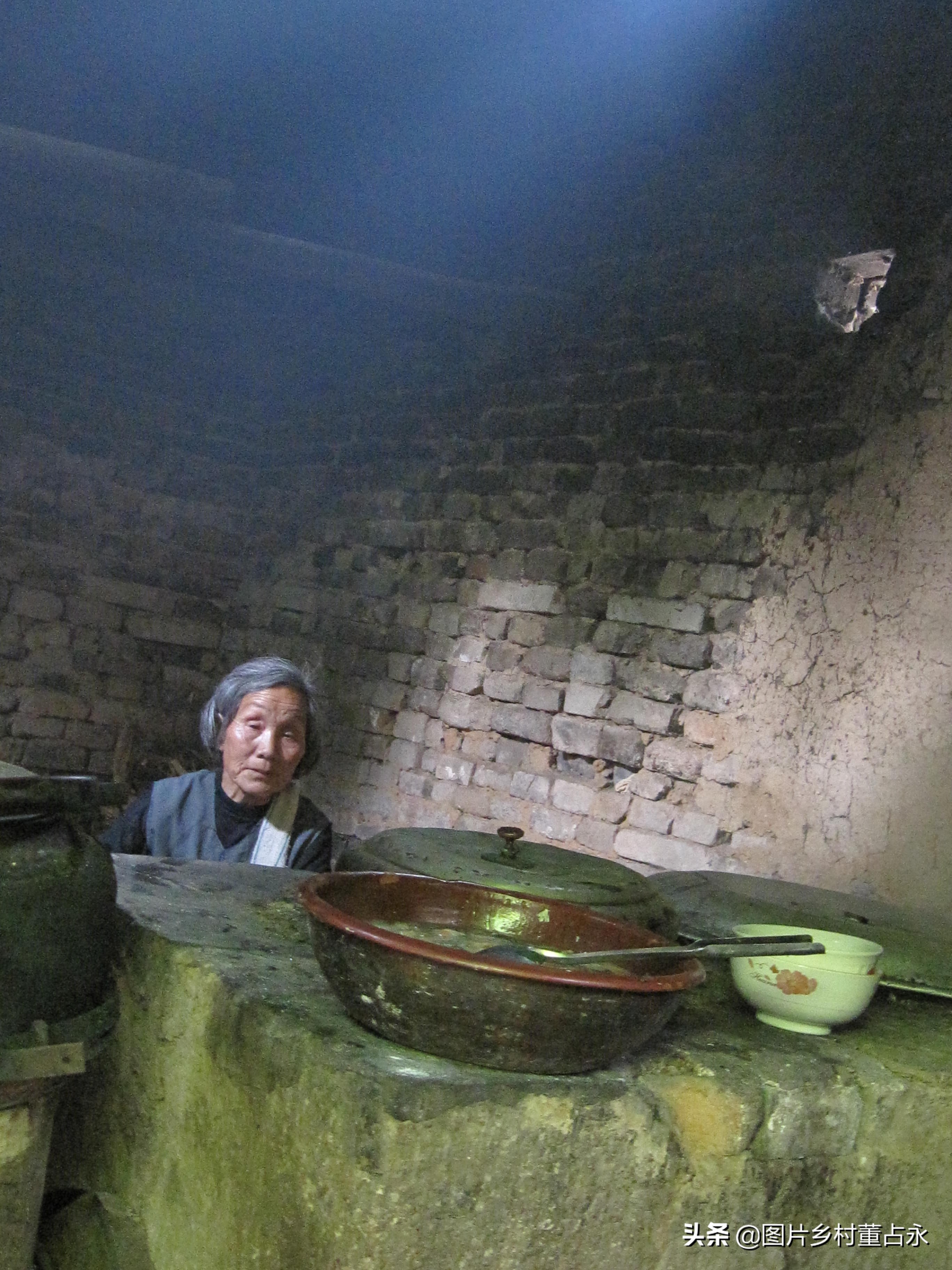 去农村吃大餐,进城吃东西的视频
