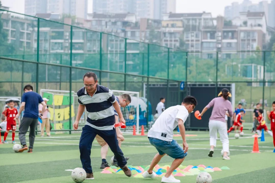 足球嘉年华内容,嘉年华快乐游戏
