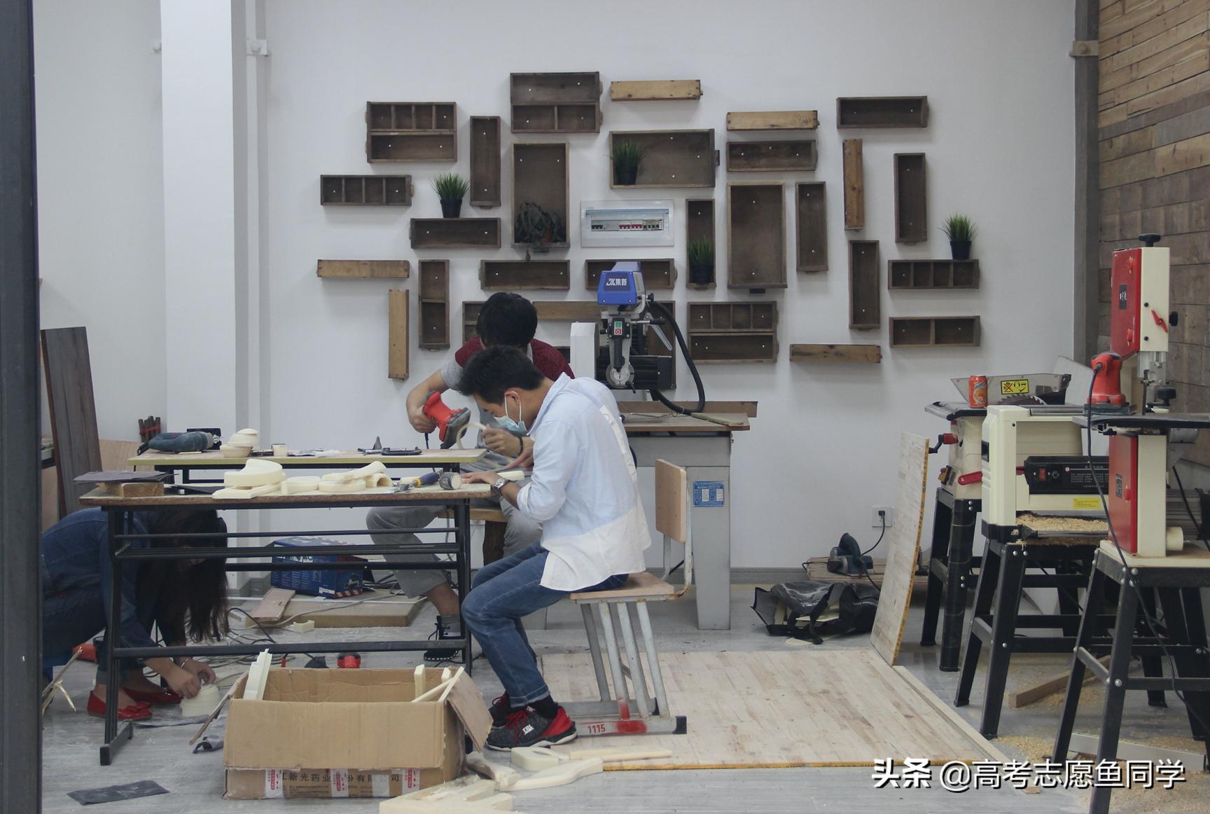 大学什么专业前景好轻松适合女生,女生大学有前途最好的十大专业